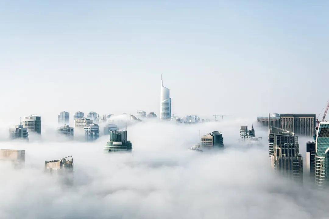 武汉南京路昨夜暗涌，一场未载入监控的都市罗生门
