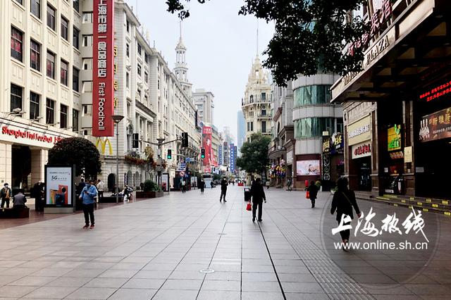 南京路疫情，一条街道的静止与一座城市的脉动