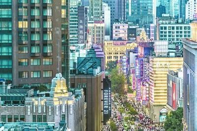 南京路的空城计，当百年商业街按下静音键