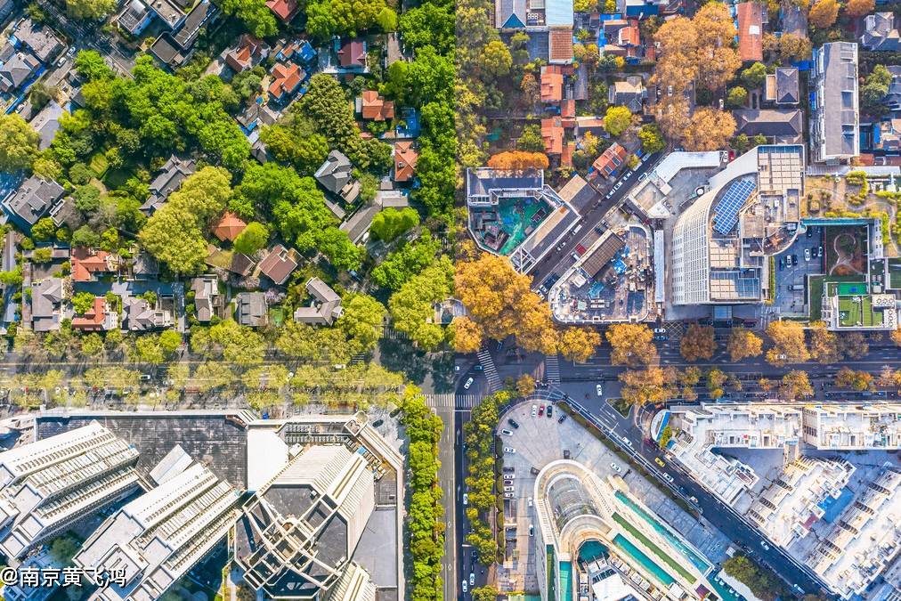 南京山西路，一条路的百年沉浮与城市记忆的永恒对话