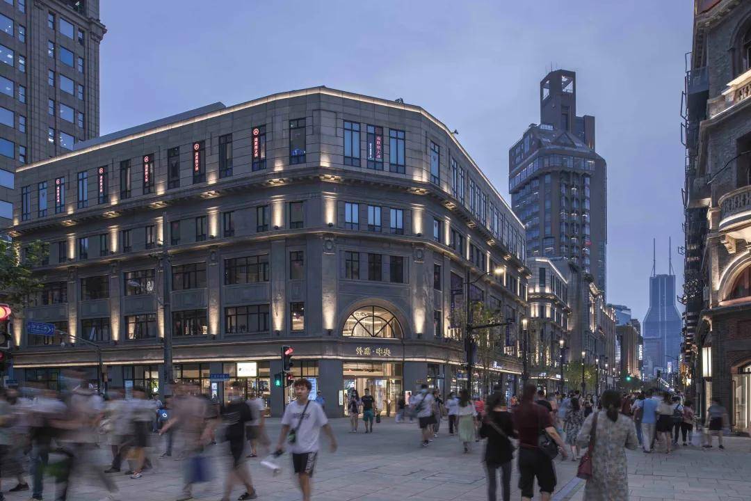南京西路疫情观察，一条商业街与一座城市的韧性密码