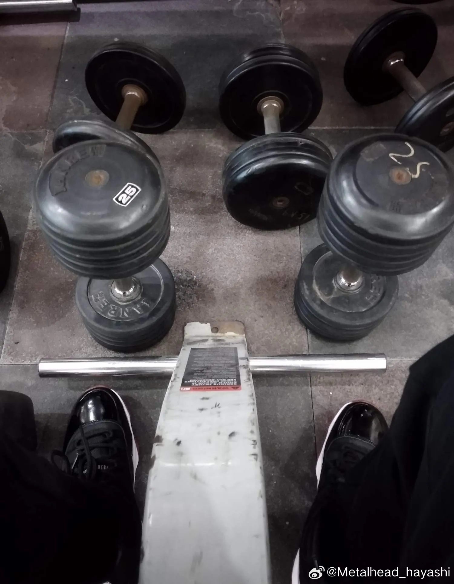 南京健身房解封，当铁锈味的哑铃再次碰撞，我们失去的不仅是肌肉