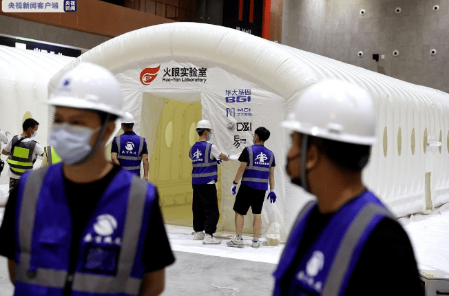 南京机场的防疫漏洞，为何让香港如临大敌？