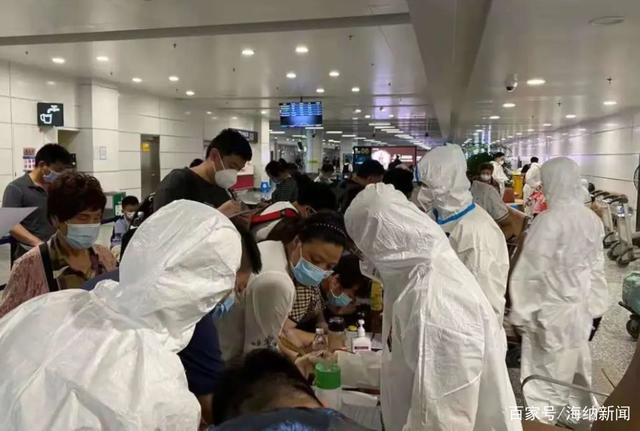南京机场疫情，一个被忽视的超级传播者如何撕裂城市防线？