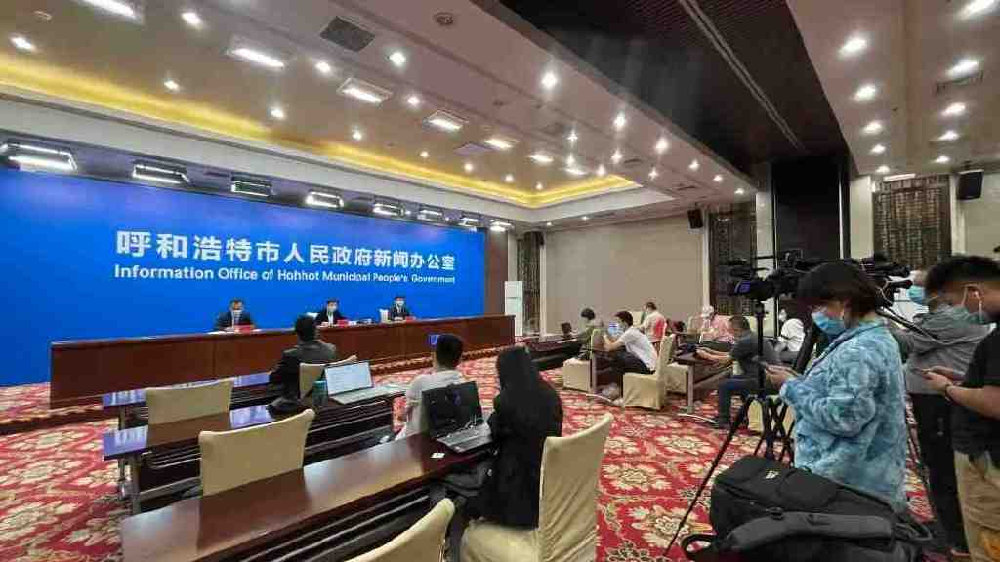 乌鲁木齐戴口罩规定背后，一场被忽视的‘呼吸权’博弈