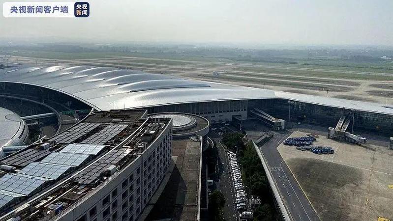 南京机场疫情破防48小时，上海为何成了隐形风暴眼？
