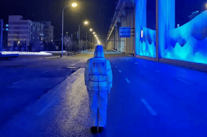 南京疫情后遗症，一座城市的集体创伤与隐秘自愈