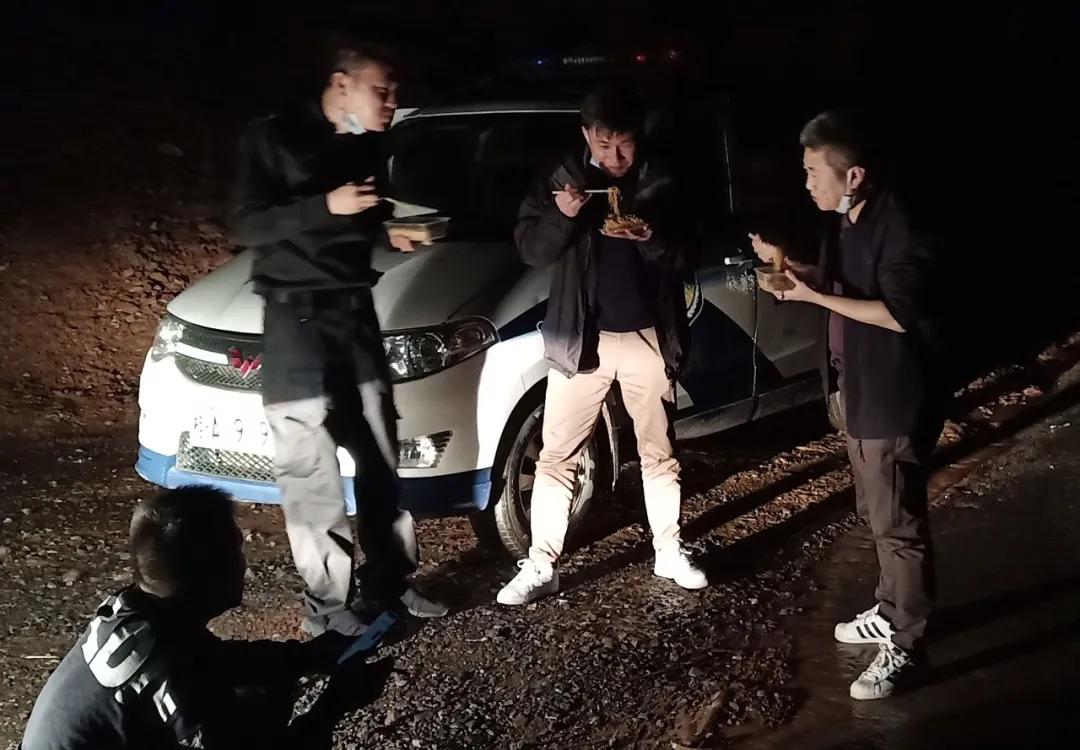 南宁疫情通知背后，一座城市的静与动，谁在守护2000℃的人间烟火？